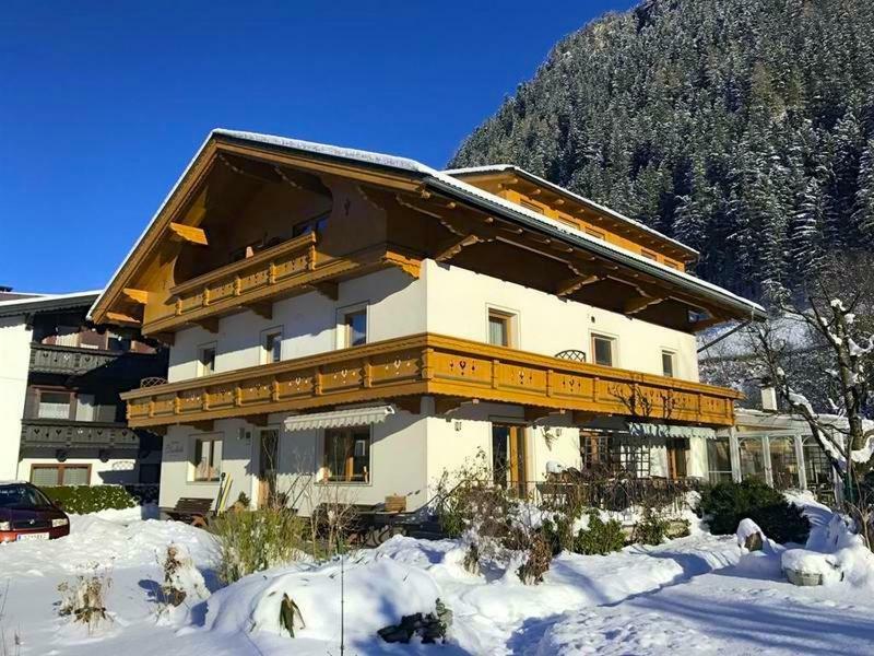 Gaestehaus Elisabeth Bed & Breakfast Mayrhofen Dış mekan fotoğraf